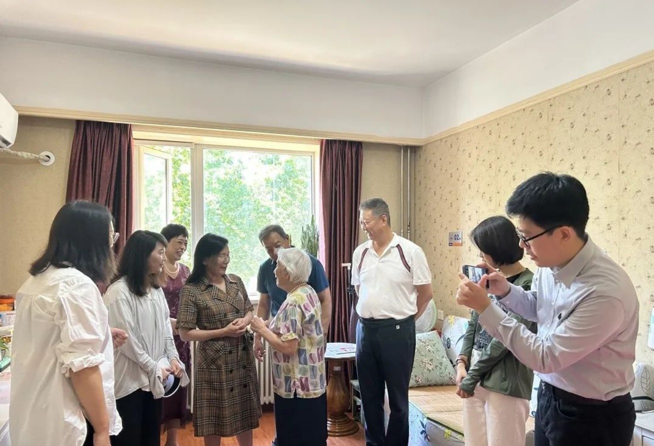 曜阳养老法律课题组调研活动